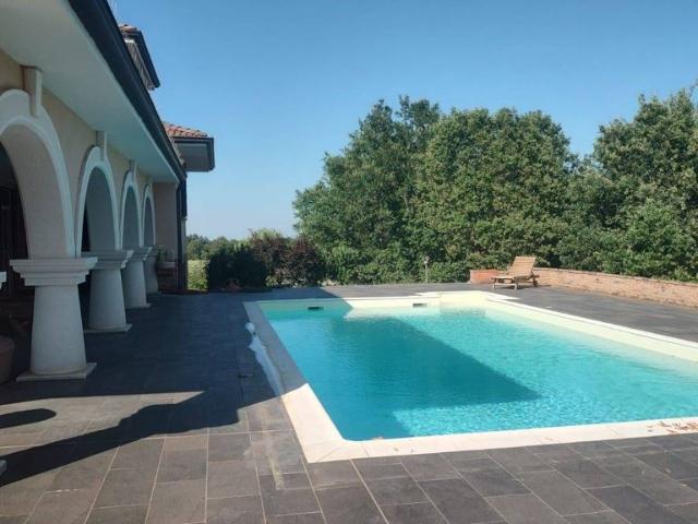Villa Indipendente in vendita a Agazzano, Reggio Emilia