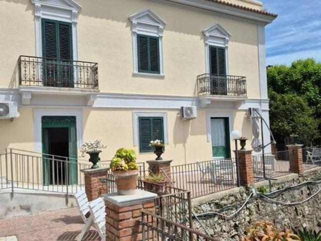 Villa Indipendente in vendita a V Circoscrizione, Messina