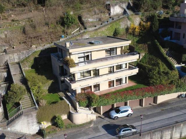 Villa Indipendente in vendita a Torno, Lombardia
