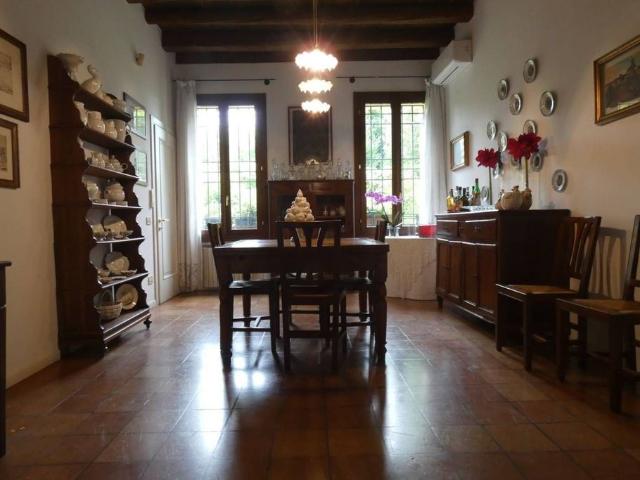 Villa Indipendente in vendita a Carrara San Giorgio, Veneto
