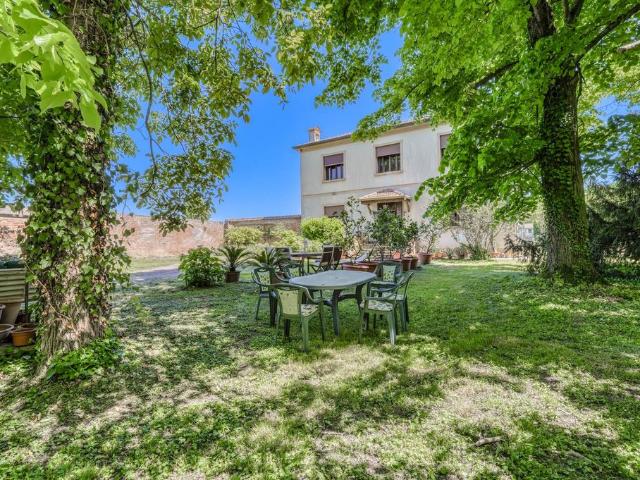 Villa Indipendente in vendita a Guarda Veneta, Veneto