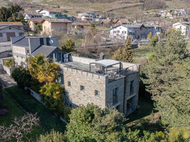 Villa Indipendente in vendita a Ponte In Valtellina, Lombardia