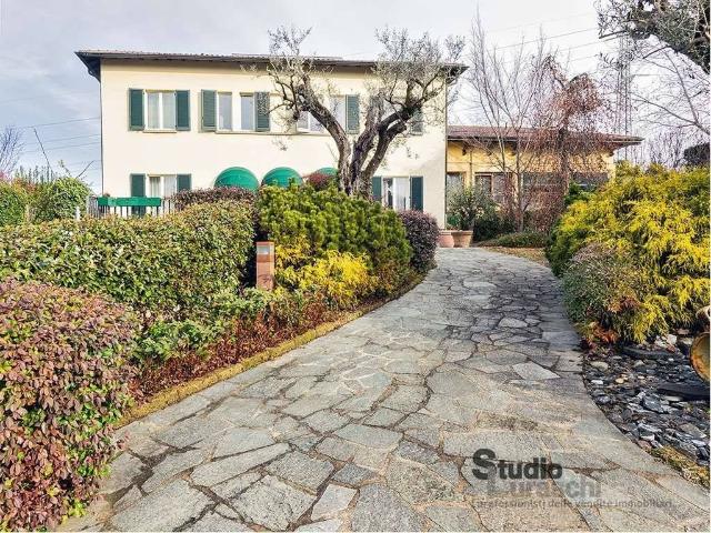 Villa Indipendente in vendita a Paderno D'adda, Lombardia