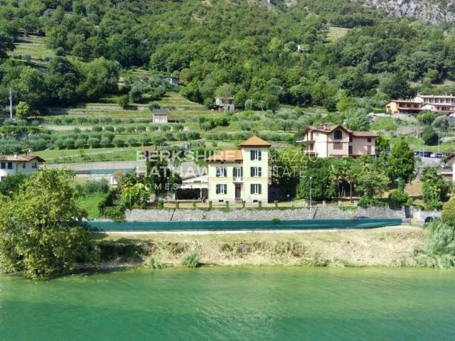 Villa Indipendente in vendita a Porlezza, Lombardia