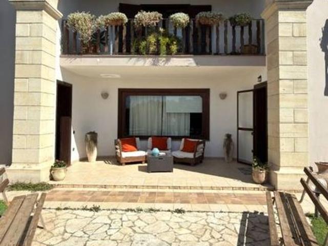 Villa Indipendente in vendita a Pula, Sardigna/Sardegna