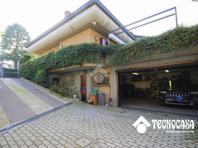Villa Indipendente in vendita a Cornaredo, Milano