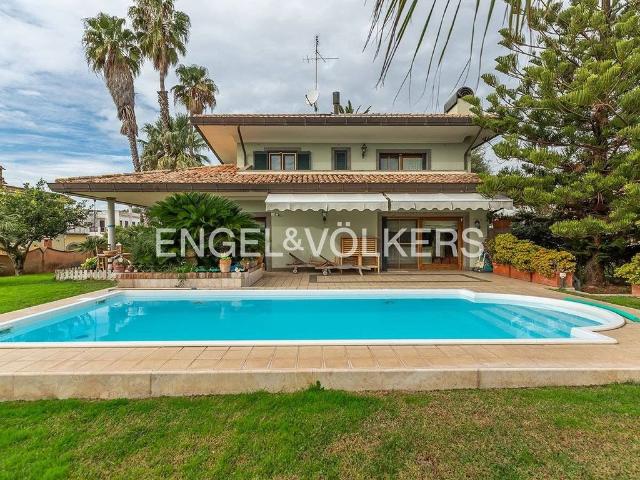 Villa Indipendente in vendita a Piscinari, Roma Capitale