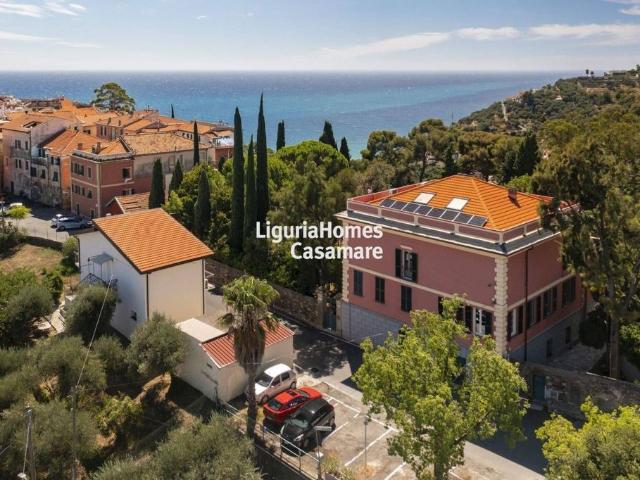 Villa Indipendente in vendita a Poggi Inferiore, Imperia