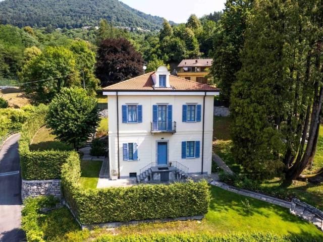 Villa Indipendente in vendita a Montronio, Castiglione d'Intelvi