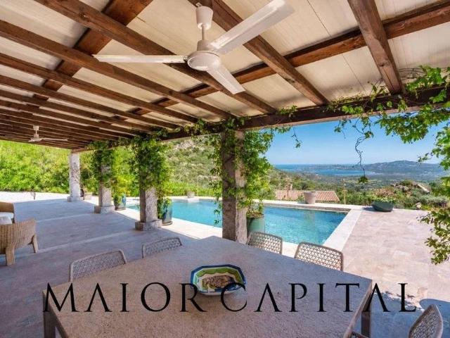 Villa Indipendente in vendita a San Pantaleo, Sardigna/Sardegna