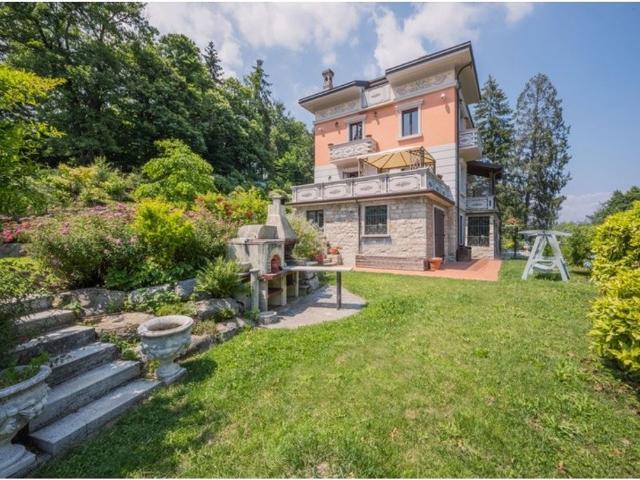 Villa Indipendente in vendita a Piemonte, Verbano-cusio-ossola