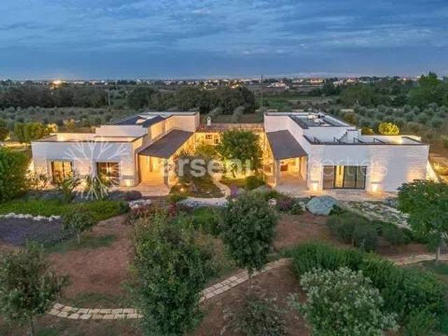Villa Indipendente in vendita a Puglia, Lecce