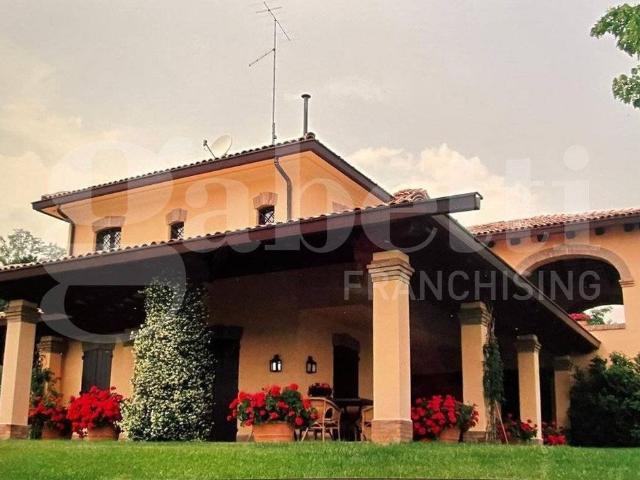 Villa Indipendente in vendita a Unione dei comuni Valle del Savio, Cesenà