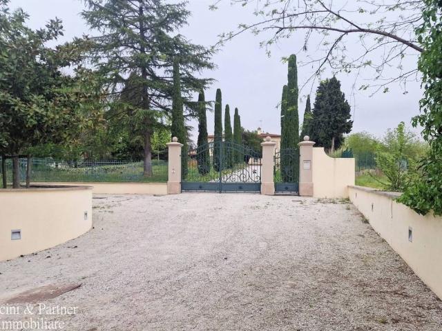 Villa Indipendente in vendita a Unione dei comuni Valle del Savio, Cesenà
