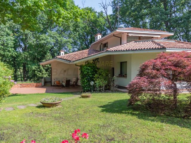 Villa Indipendente in vendita a Gerno, Lesmo