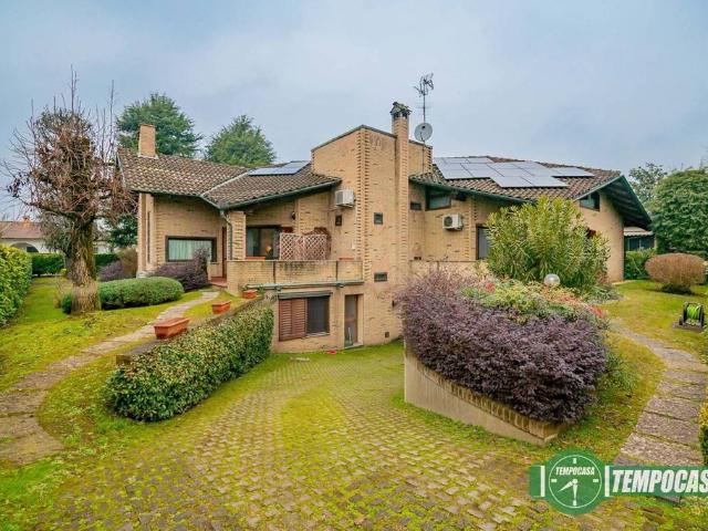 Villa Indipendente in vendita a Sarmazzano, Vizzolo Predabissi