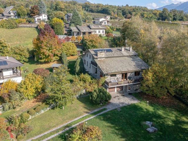 Villa Indipendente in vendita a Tresivio, Lombardia