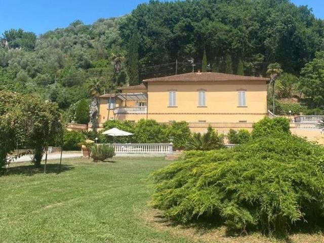 Villa Indipendente in vendita a Pisa, Toscana