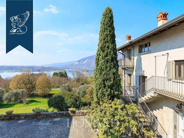 Villa Indipendente in vendita a Oggiono, Lombardia