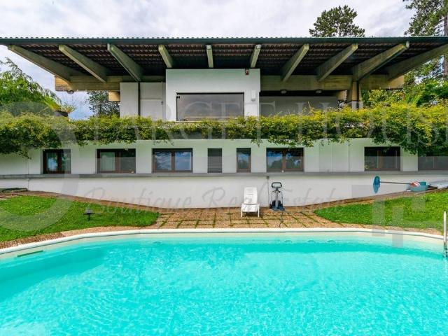 Villa Indipendente in vendita a Realdino, Carate Brianza