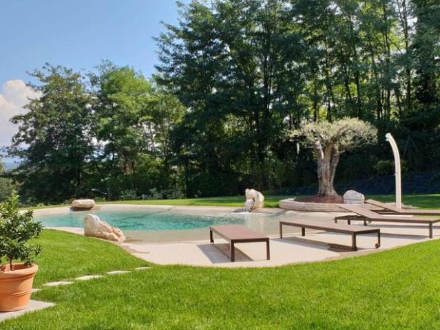 Villa Indipendente in vendita a Erbusco, Brescia