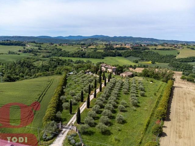 Villa Indipendente in vendita a Colvalenza, Todi