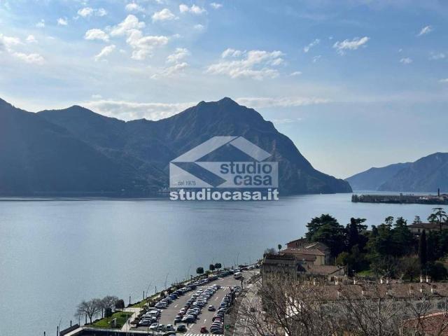 Villa Indipendente in vendita a Lovere, Lombardia