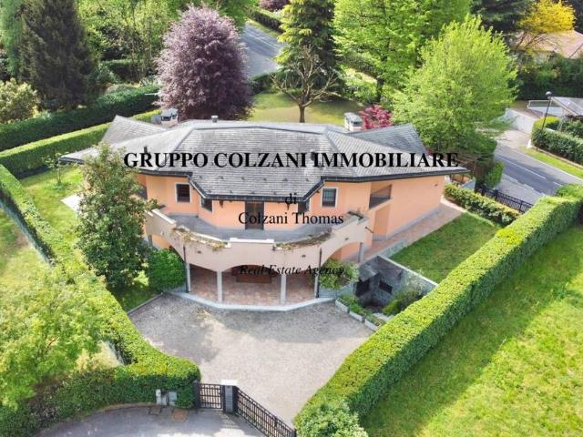 Villa Indipendente in vendita a Carimate, Lombardia