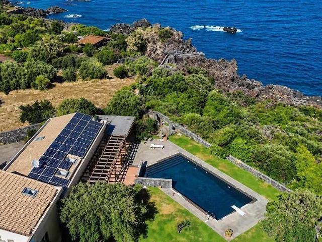 Villa Indipendente in vendita a Stazzo, Acireale