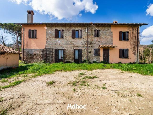 Villa Indipendente in vendita a Ghetto di Trebbiantico, Pesaro