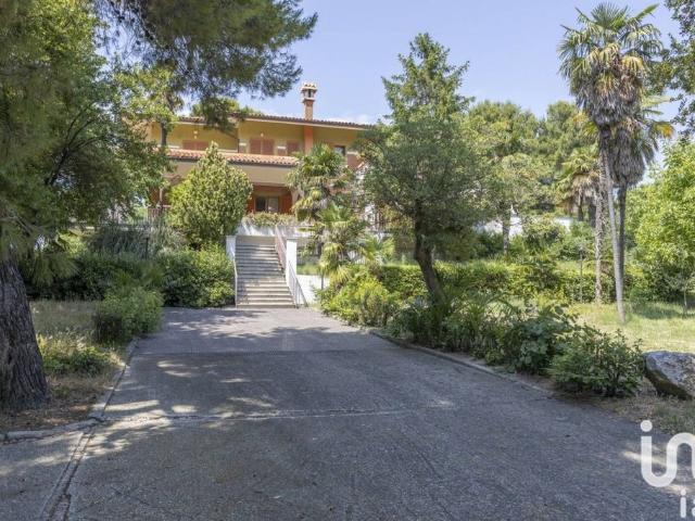 Villa Indipendente in vendita a Marche, Ancona