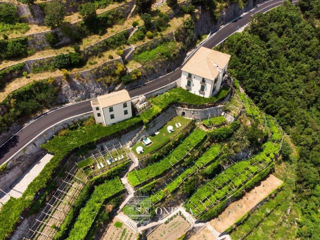 Villa Indipendente in vendita a Maiori, Campania