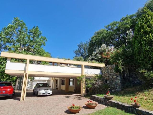 Villa Indipendente in vendita a Borghetto, Piemonte