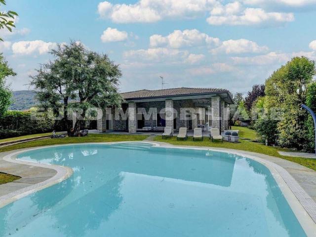 Villa Indipendente in vendita a Capriolo, Lombardia