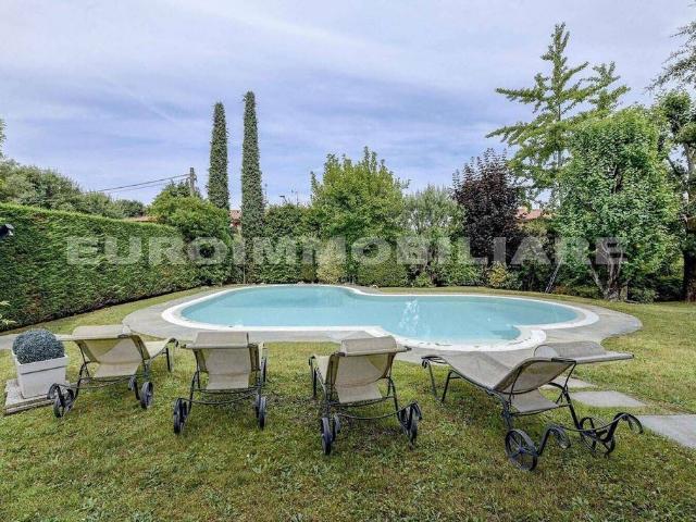Villa Indipendente in vendita a Capriolo, Lombardia