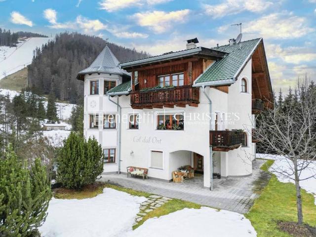 Villa Indipendente in vendita a Marebbe, Trentino-Alto Adige/Südtirol