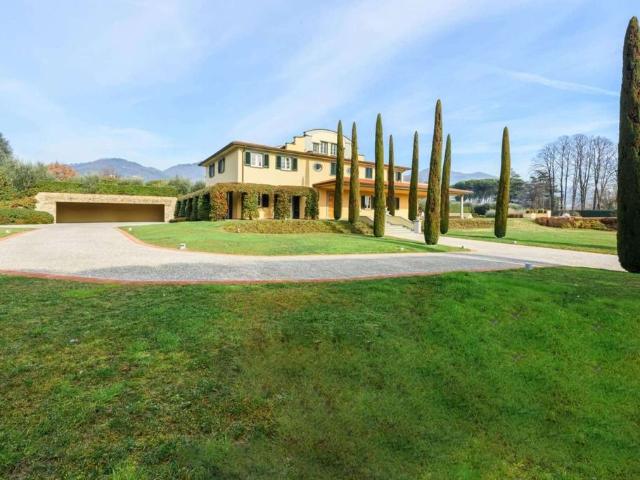 Villa Indipendente in vendita a Capannori, Toscana