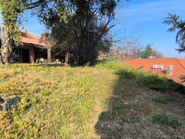 Villa Indipendente in vendita a Vigne, Piemonte