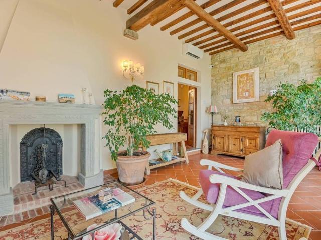 Villa Indipendente in vendita a Serpiolle, Firenze