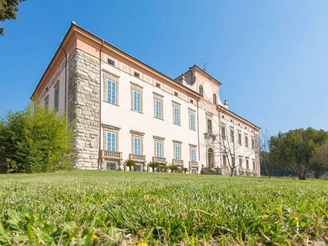 Villa Indipendente in vendita a Riva di Bagnolo, Montemurlo