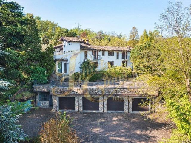 Villa Indipendente in vendita a Golferenzo, Lombardia