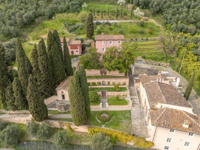 Villa Indipendente in vendita a Collecchio, Uzzano E Castello