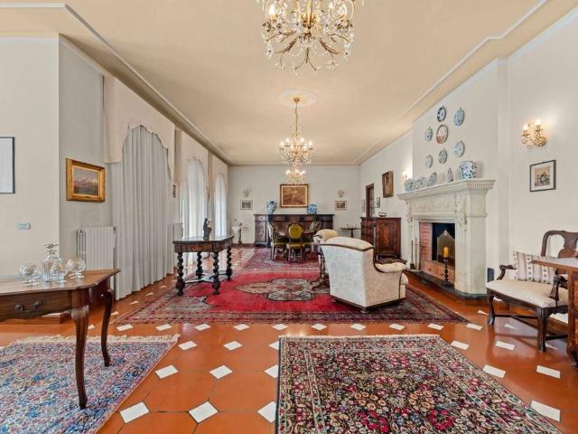 Villa Indipendente in vendita a Diano Calderina, Diano Marina