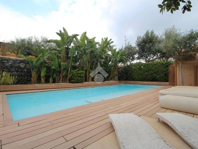 Villa Indipendente in vendita a Picanello-Ognina-Barriera-Canalicchio, Catania