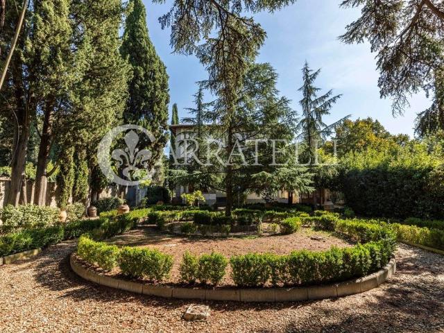 Villa Indipendente in vendita a Quartiere 2, Firenze