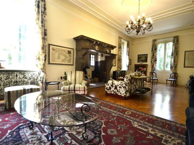 Villa Indipendente in vendita a Treviglio, Lombardia