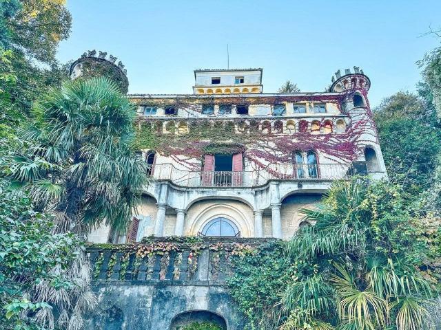 Villa Indipendente in vendita a Brisino, Piemonte