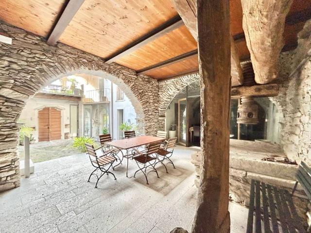 Villa Indipendente in vendita a Piemonte, Verbano-cusio-ossola