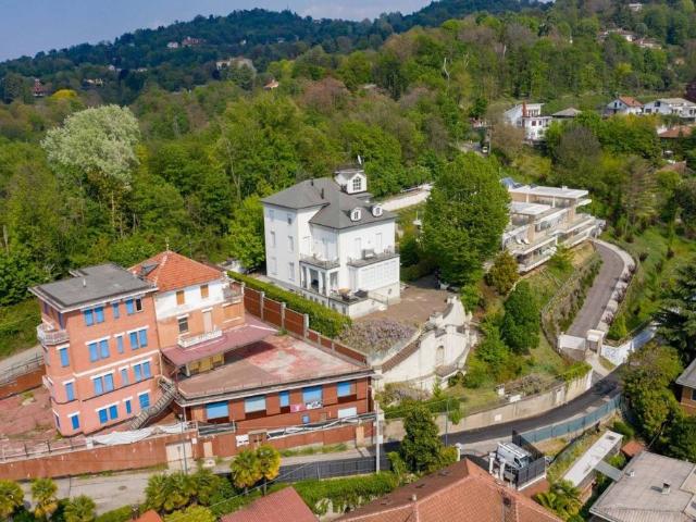 Villa Indipendente in vendita a Cavoretto, Piemonte