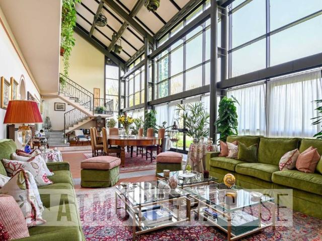 Villa Indipendente in vendita a Canonica D'adda, Lombardia